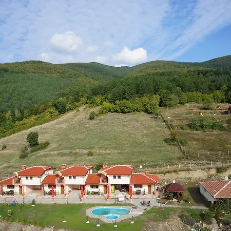 Nyaraló Gledkata Complex *